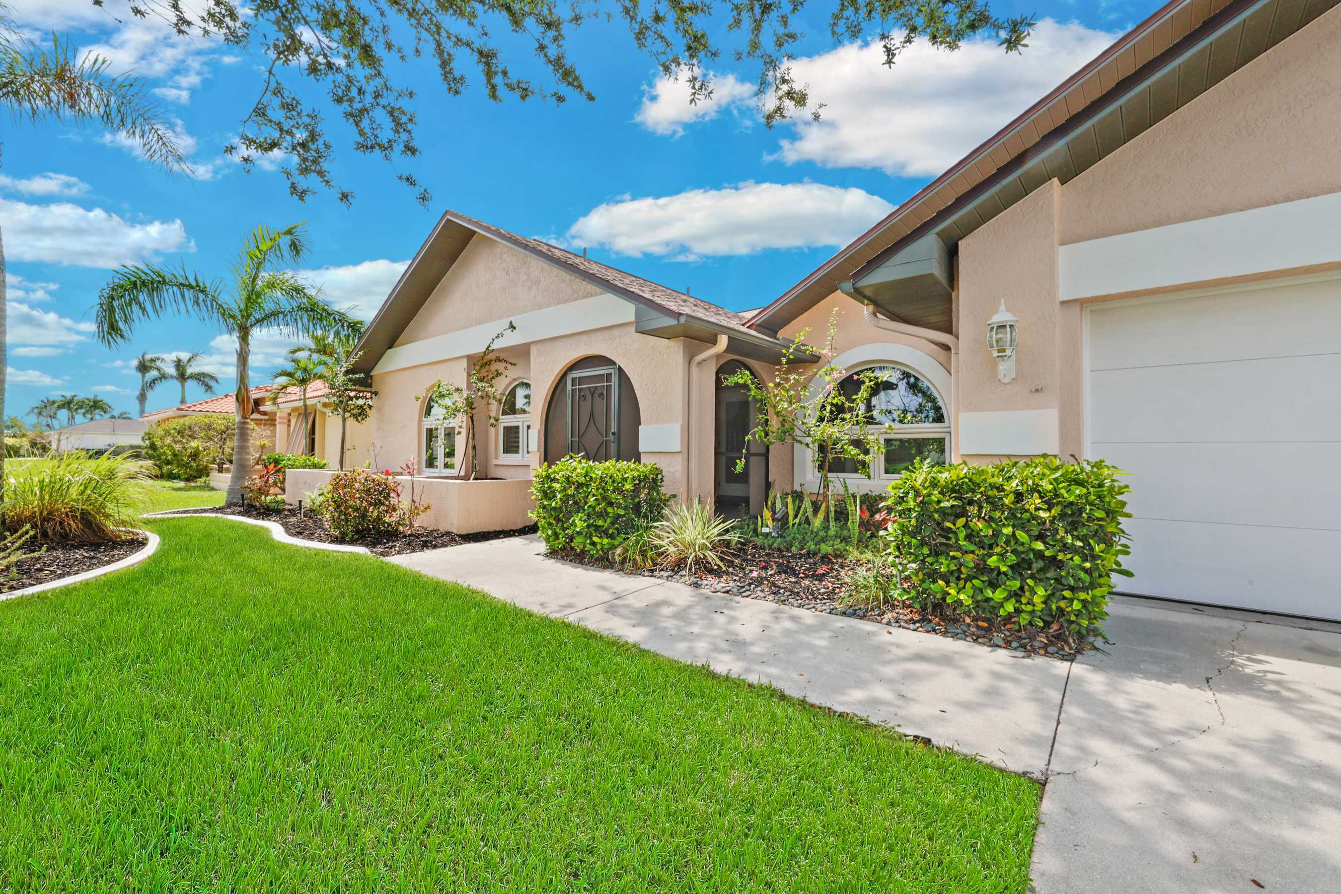 123 Southwest 47th Terrace, Cape Coral, FL, USA, 33914 - Thumbnail 5