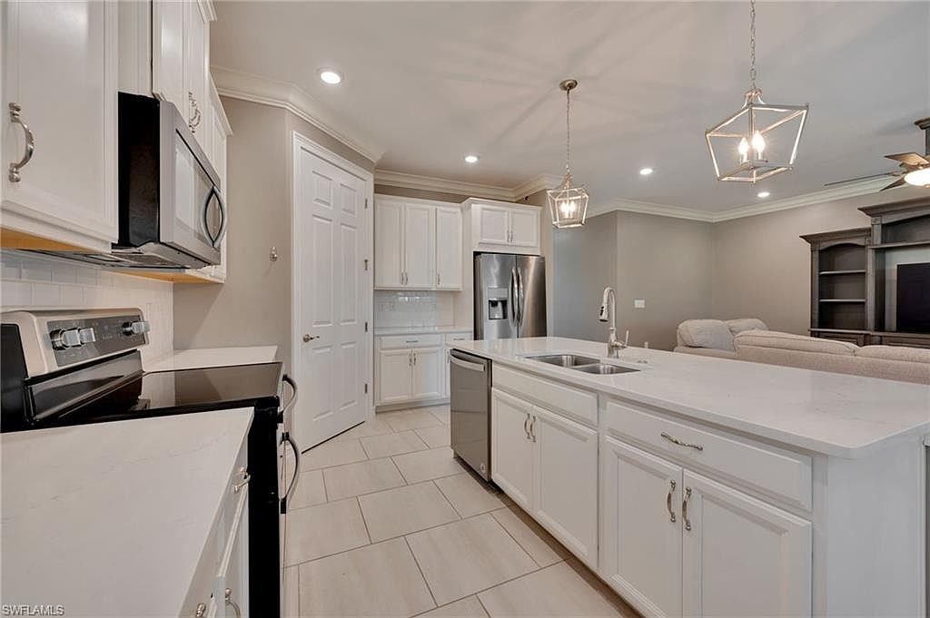 14704 Stillwater Way Naples, FL 34114 - Thumbnail 5