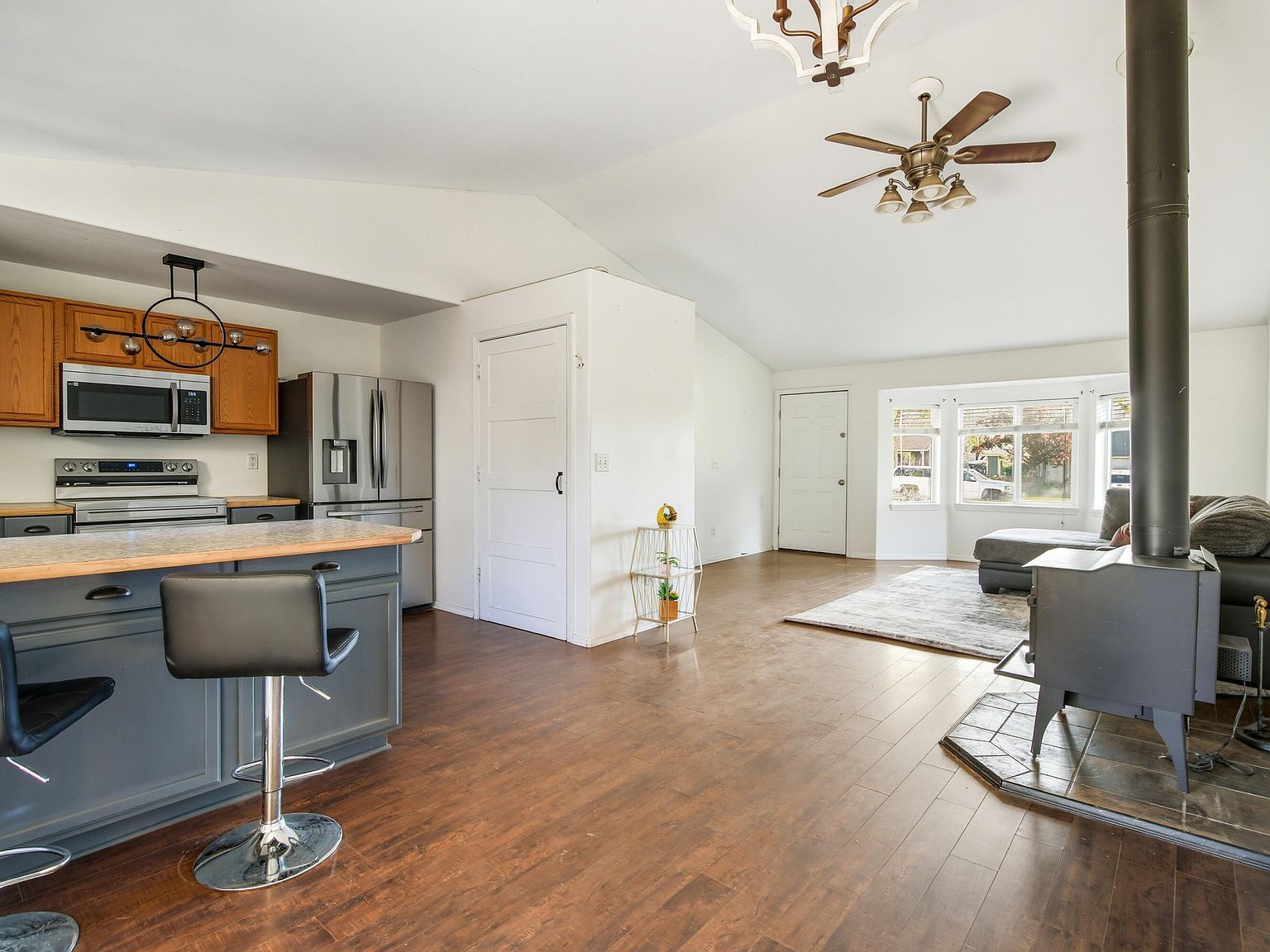 3145 SW Metolius Ave Redmond, OR 97756 - Thumbnail 5