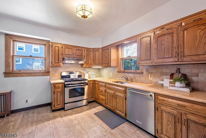 93 Carlton Ave Ho Ho Kus, NJ 07423 - Thumbnail 5