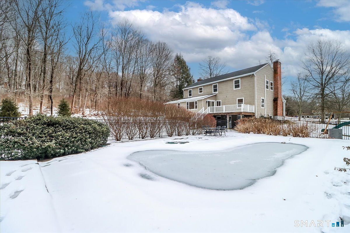 6 Westwood Ter Newtown, CT 06470 - Thumbnail 5