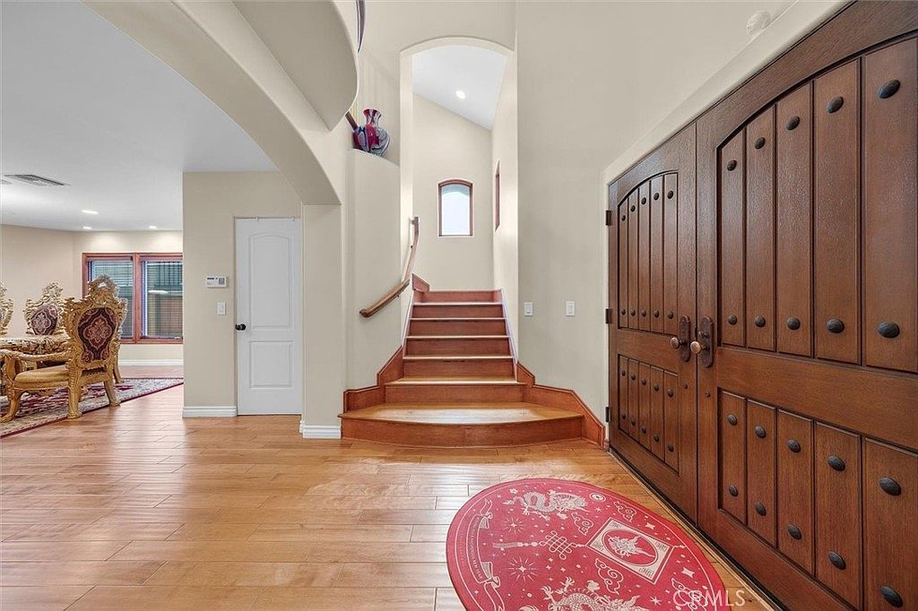 116 Termino Ave Long Beach, CA 90803 - Thumbnail 5