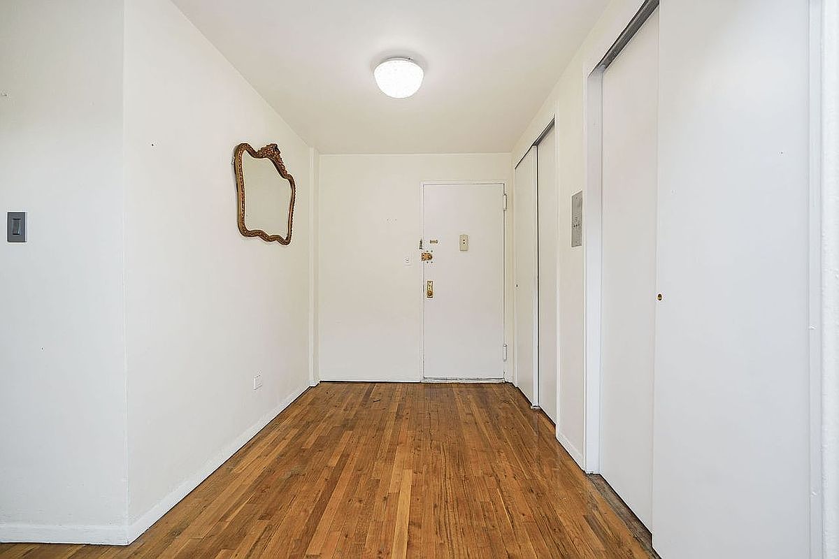 2785 Ocean Pkwy APT 2G Brooklyn, NY 11235 - Thumbnail 5