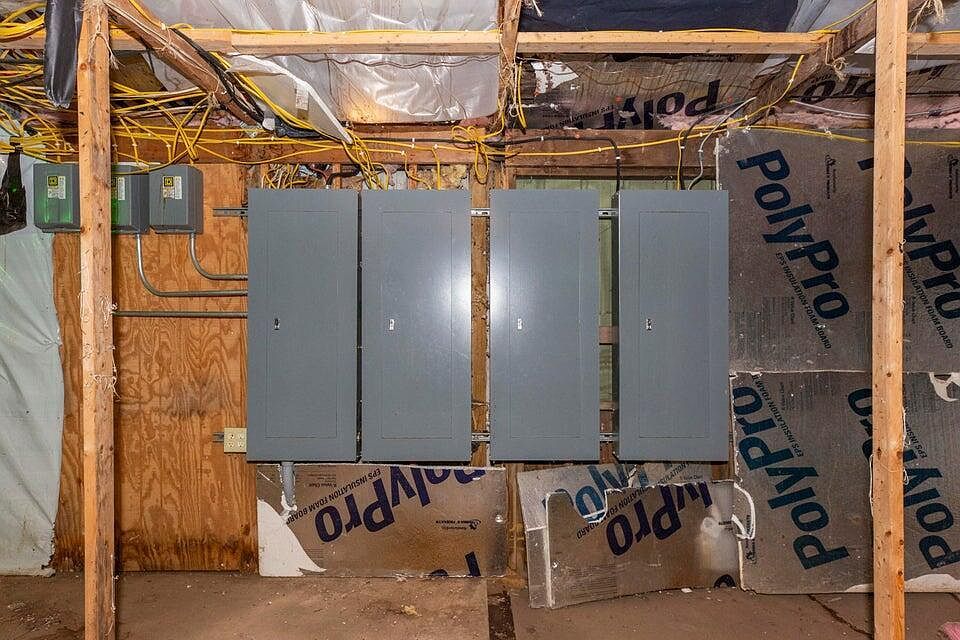 5463 Us Highway 12 Three Oaks, MI 49128 | Single Family