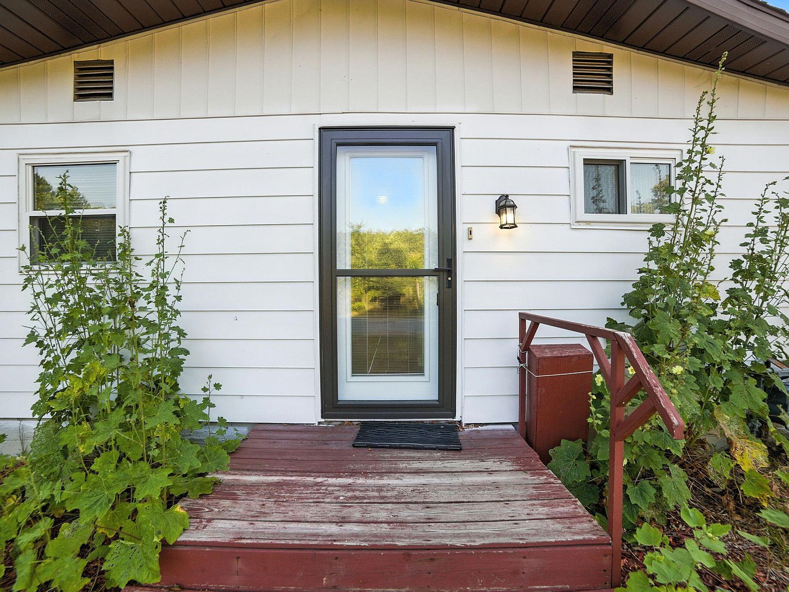 20041 E Chippewa Dr Chippewa Lake, MI 49320 - Thumbnail 5