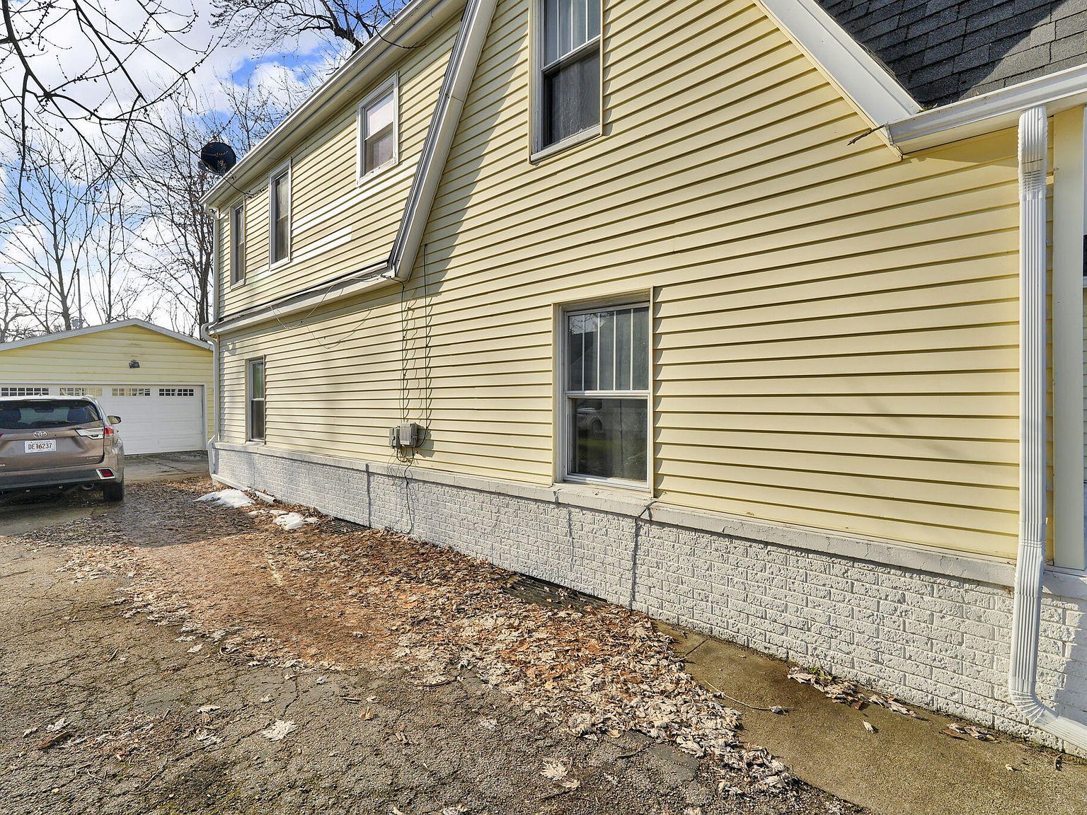 910 Miller Rd Kalamazoo, MI 49001 - Thumbnail 5