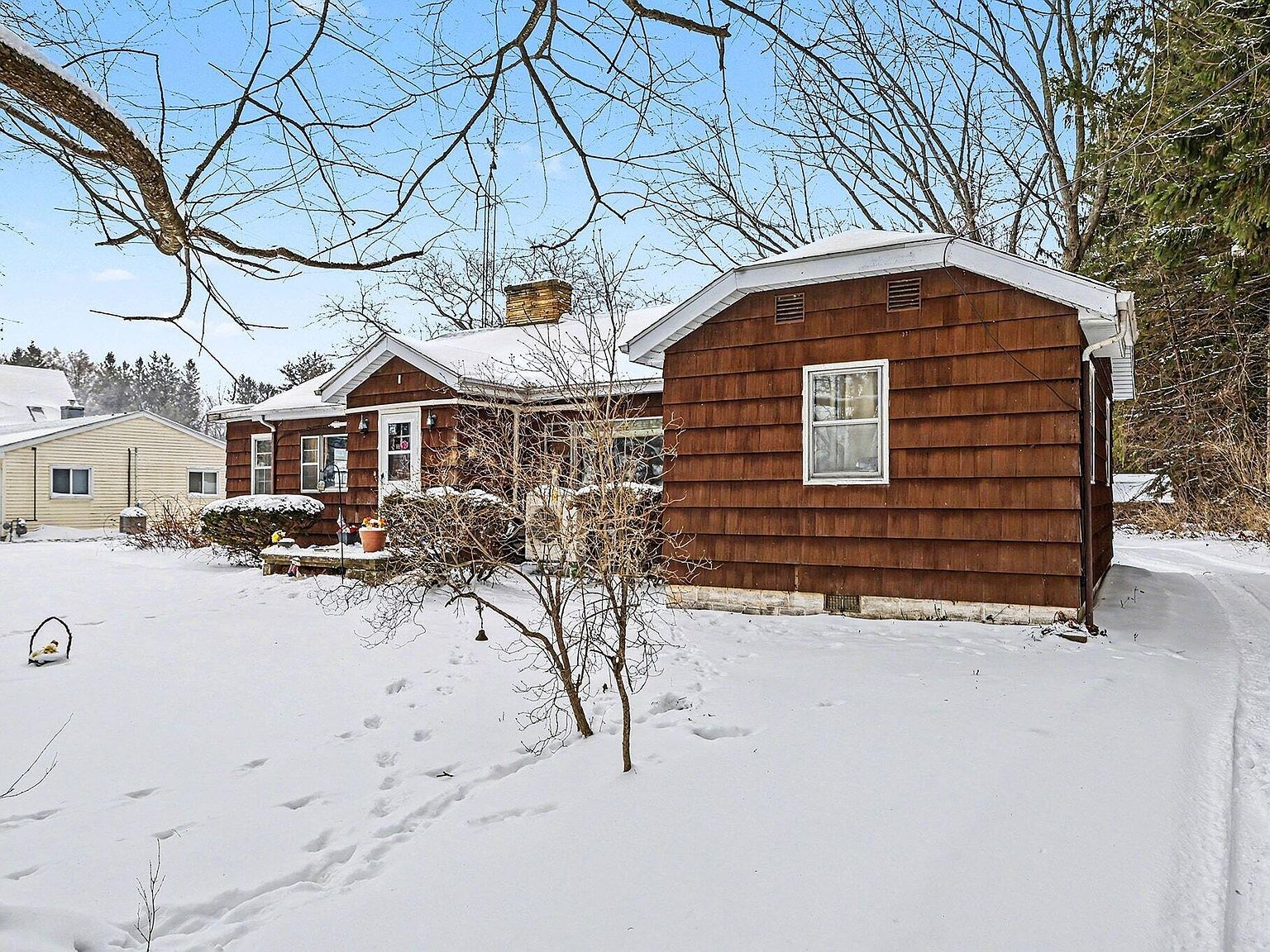 3633 Lakeshore Dr Saint Joseph, MI 49085 - Thumbnail 5