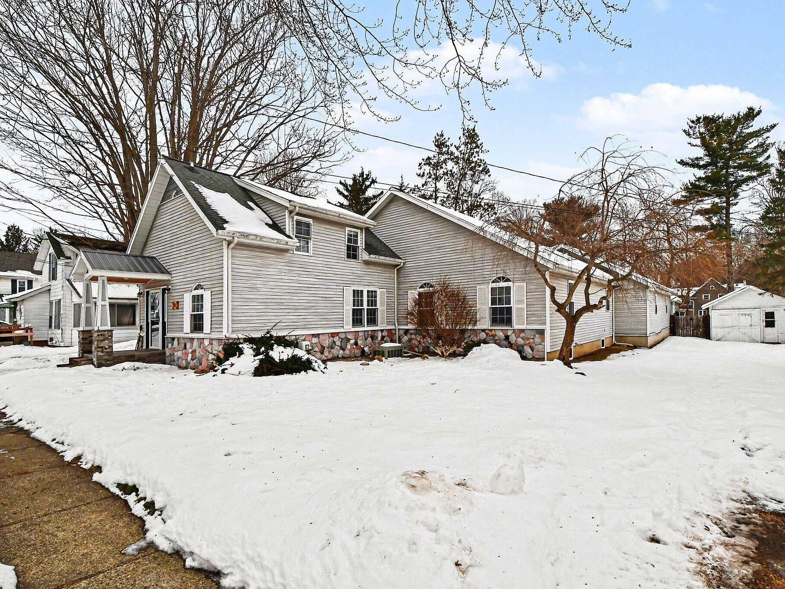 224 Pleasant Ave SE Caledonia, MI 49316 - Thumbnail 5