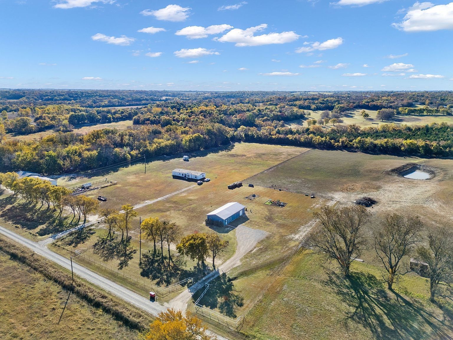 686 County Road 4715 Leonard, TX 75452 - Thumbnail 5