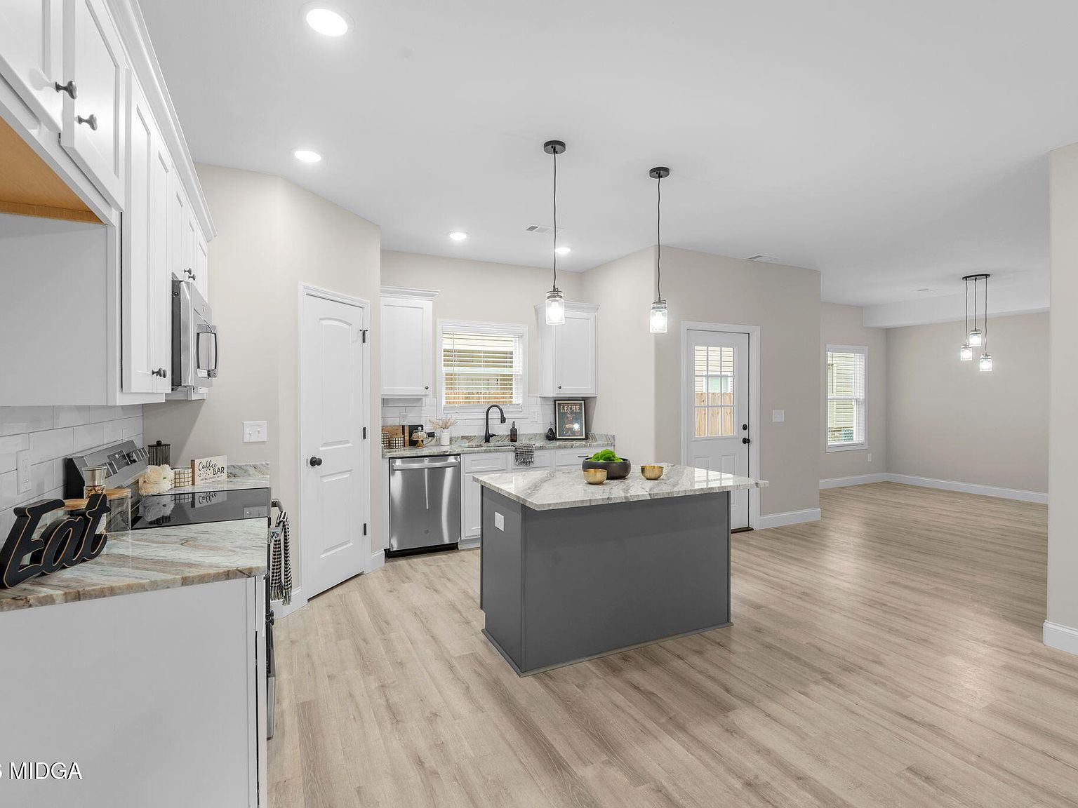 302 Beau Claire Cir Byron, GA 31008 - Thumbnail 5