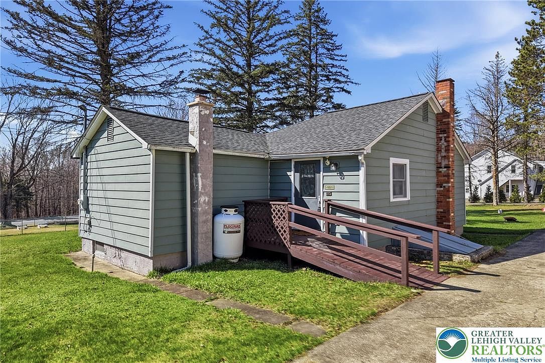 304 Drinker Tpke Covington Township, PA 18424 - Thumbnail 5