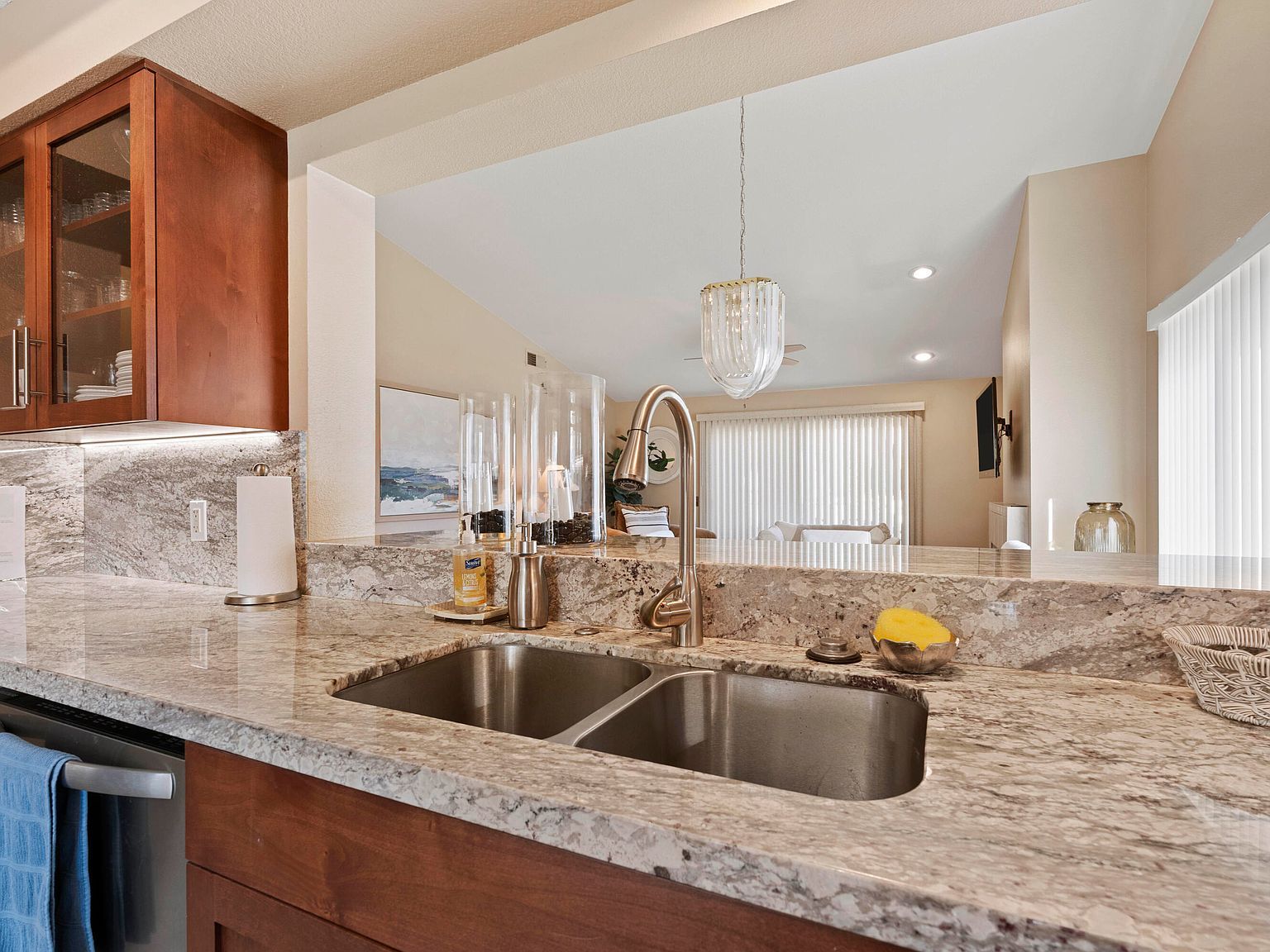 752 Vista Lago Dr Palm Desert, CA 92211 - Thumbnail 5