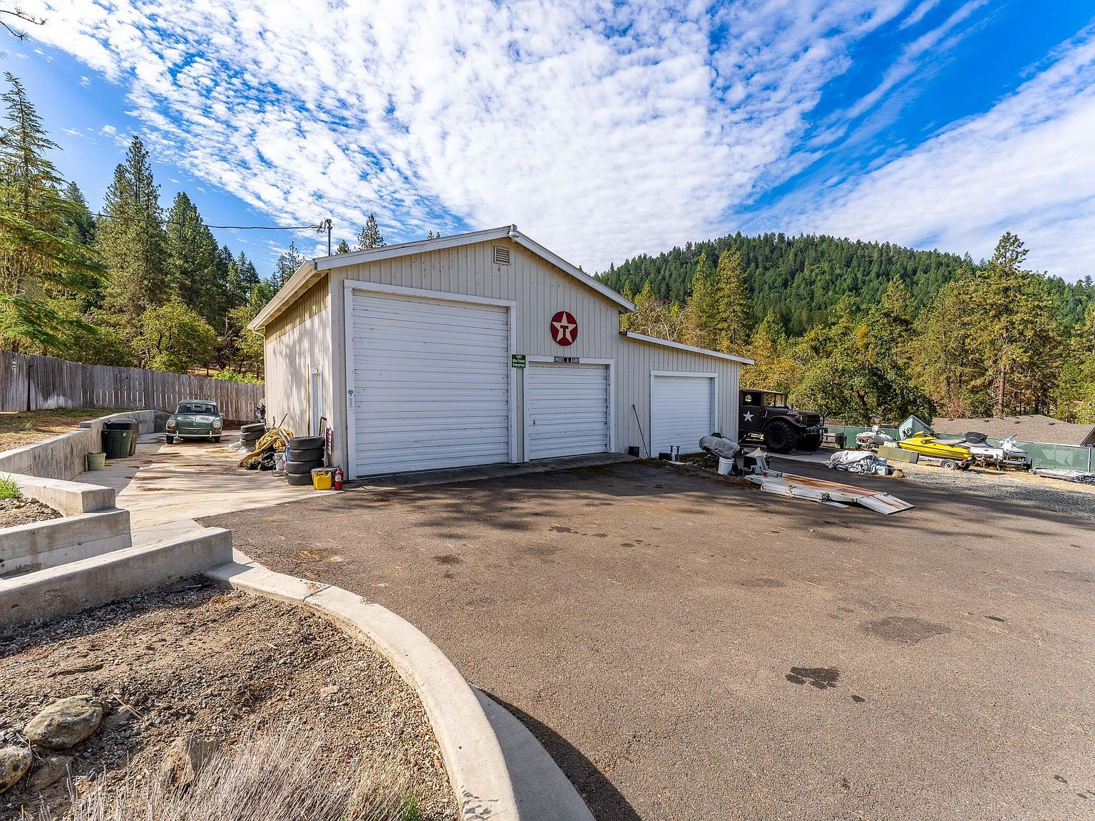 1491 Granite Hill Rd Grants Pass, OR 97526 - Thumbnail 5