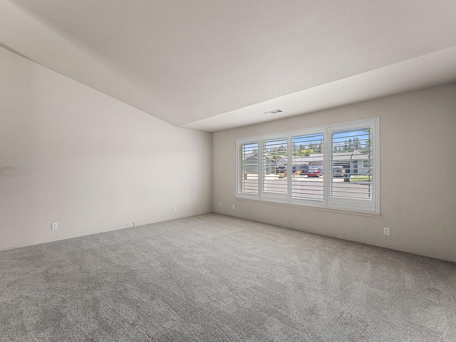 938 SW Princess Cir Grants Pass, OR 97527 - Thumbnail 5