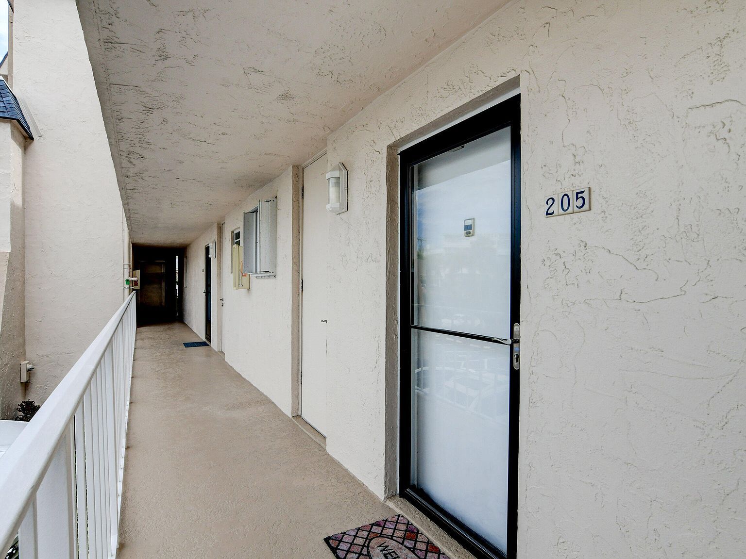 3575 S Ocean Blvd APT 205 South Palm Beach, FL 33480 - Thumbnail 5
