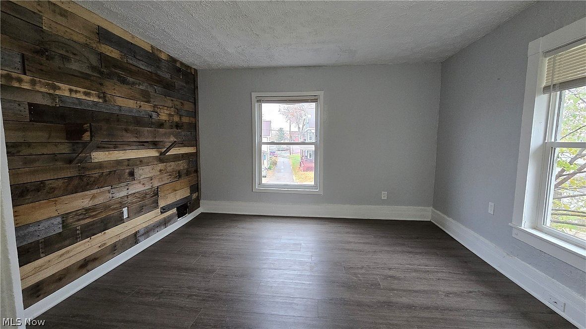 1412 Woodland Ave NW Canton, OH 44703 - Thumbnail 5