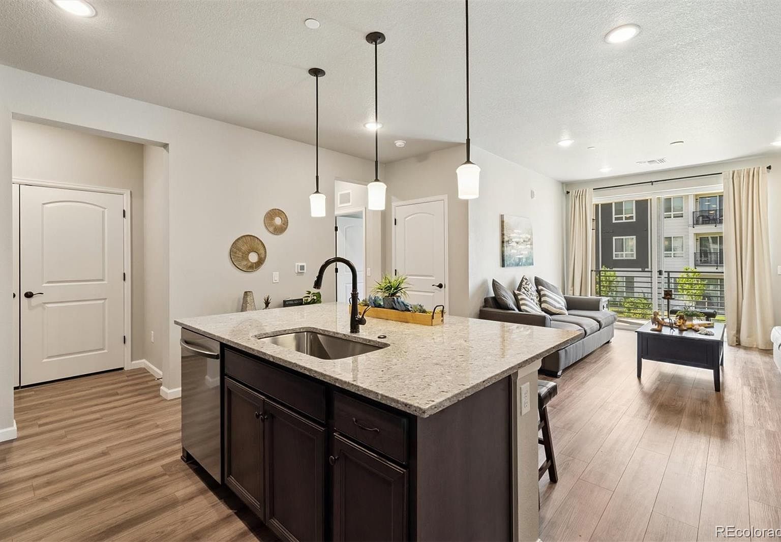 6153 N Ceylon St UNIT 9204 Denver, CO 80249 - Thumbnail 5