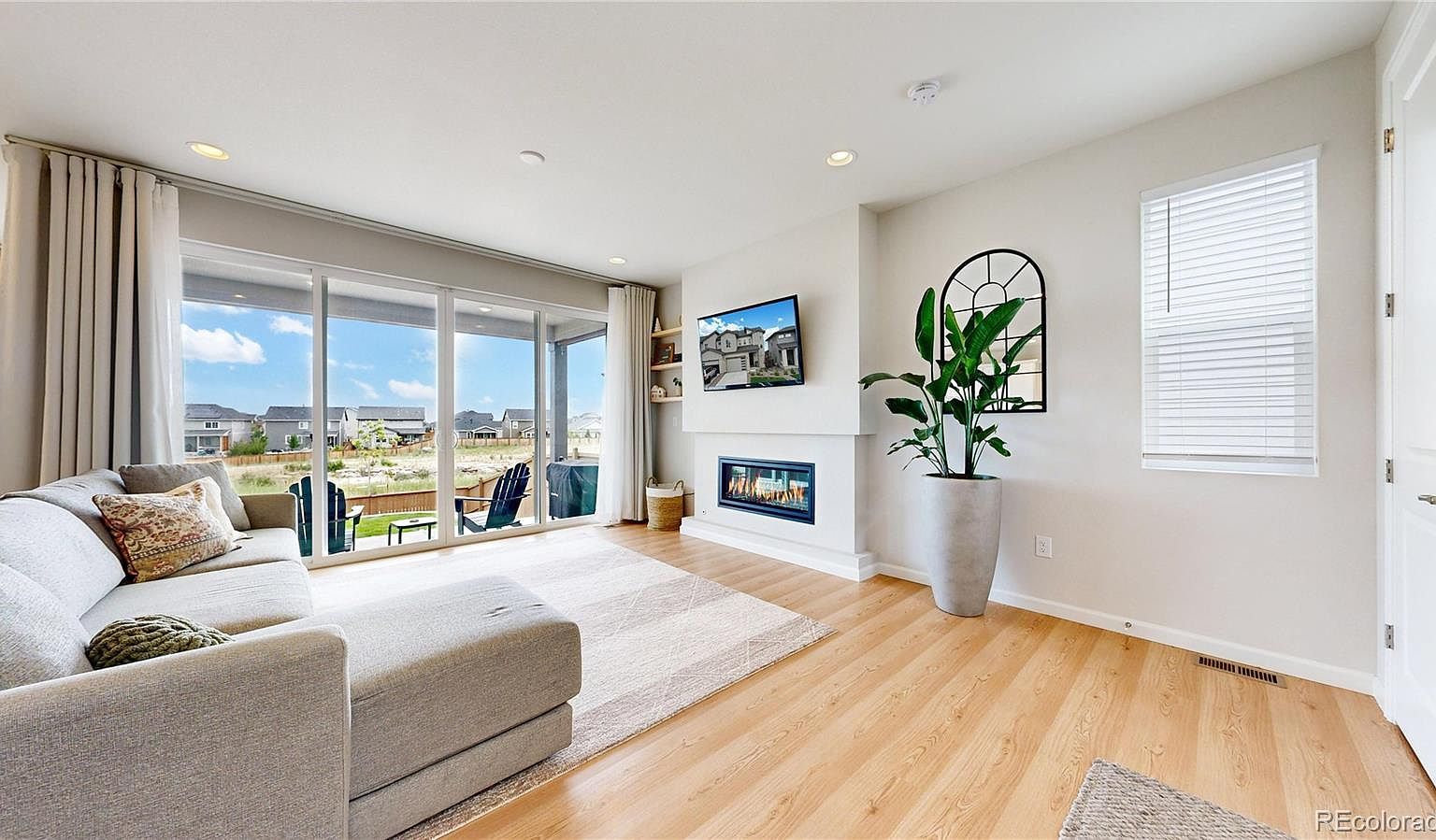 3625 Silver Rock Cir Castle Rock, CO 80104 - Thumbnail 5