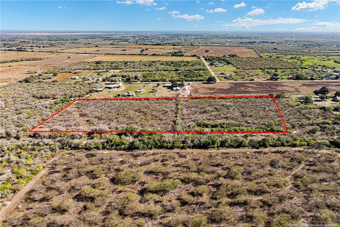 S 2nd St Skidmore, TX 78389 - Thumbnail 5