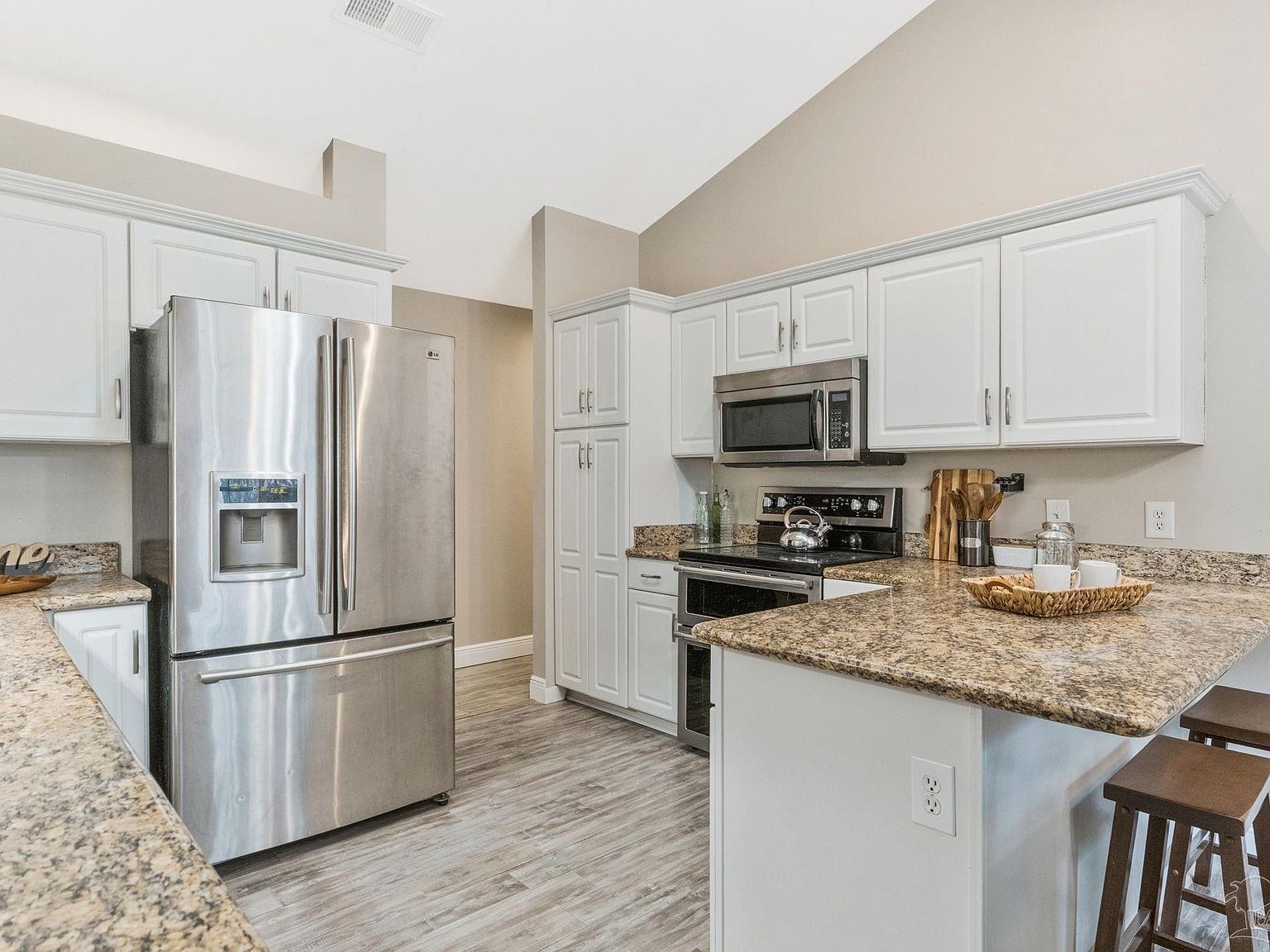 2325 Summit Blvd Pensacola, FL 32503 - Thumbnail 5