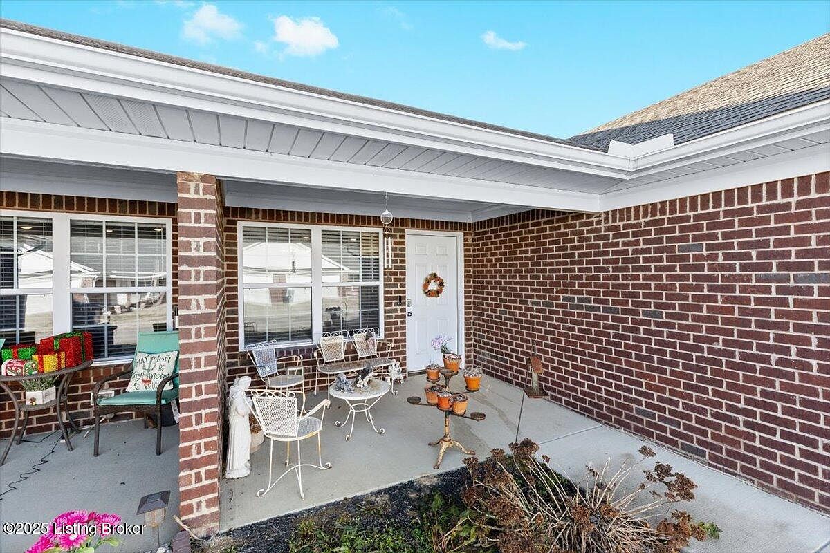 6720 Eagle Wood Dr Louisville, KY 40272 - Thumbnail 5