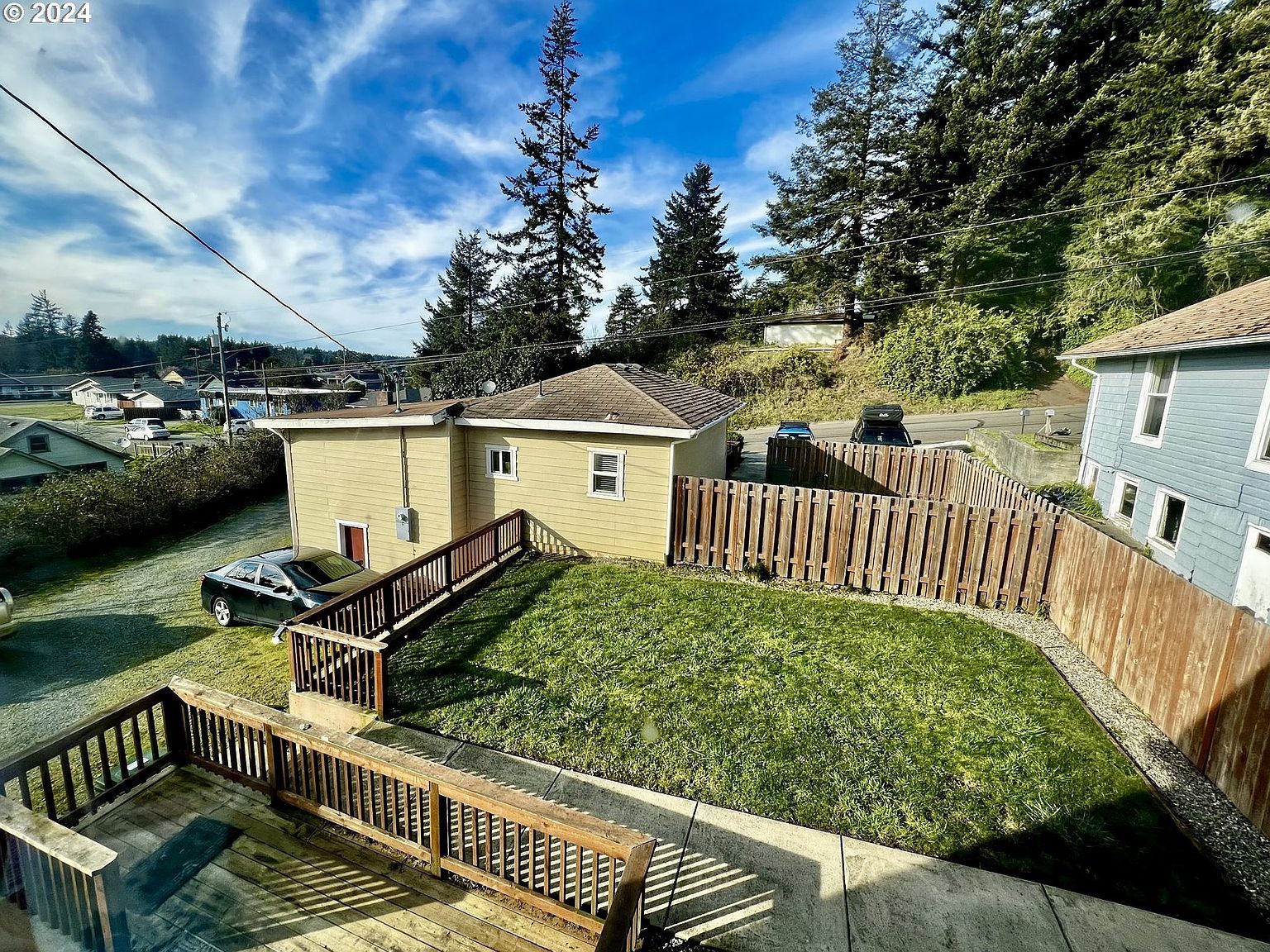 879 State St North Bend, OR 97459 - Thumbnail 5