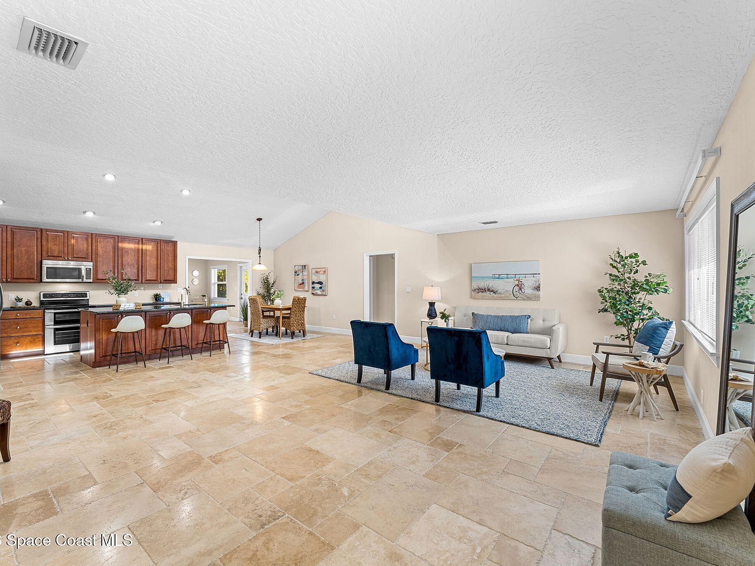 390 Harbor Dr Cape Canaveral, FL 32920 - Thumbnail 5