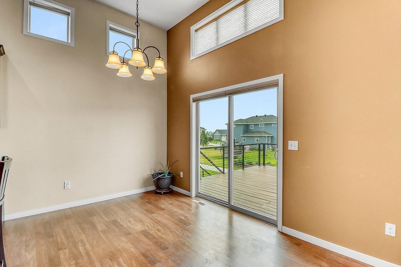 267 34th Ave E West Fargo, ND 58078 - Thumbnail 5