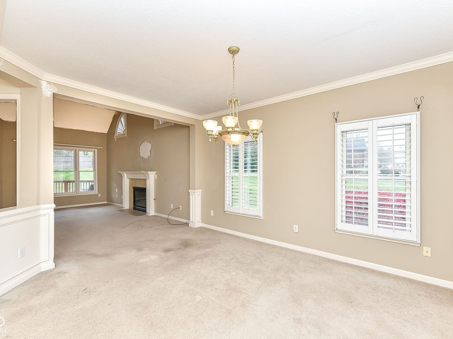 10661 Burning Ridge Ln Fishers, IN 46037 - Thumbnail 5