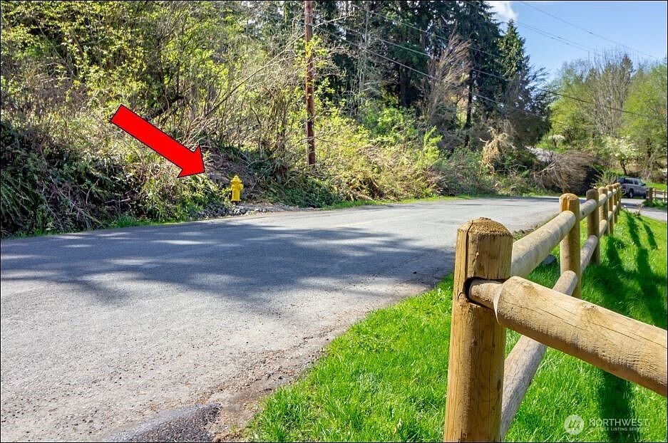 17600 SE Cougar Mountain Dr Issaquah, WA 98027 - Thumbnail 5