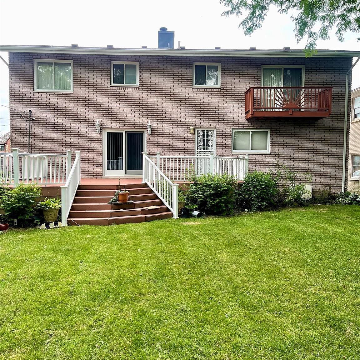 9531 W Outer Dr Detroit, MI 48223 | Single Family