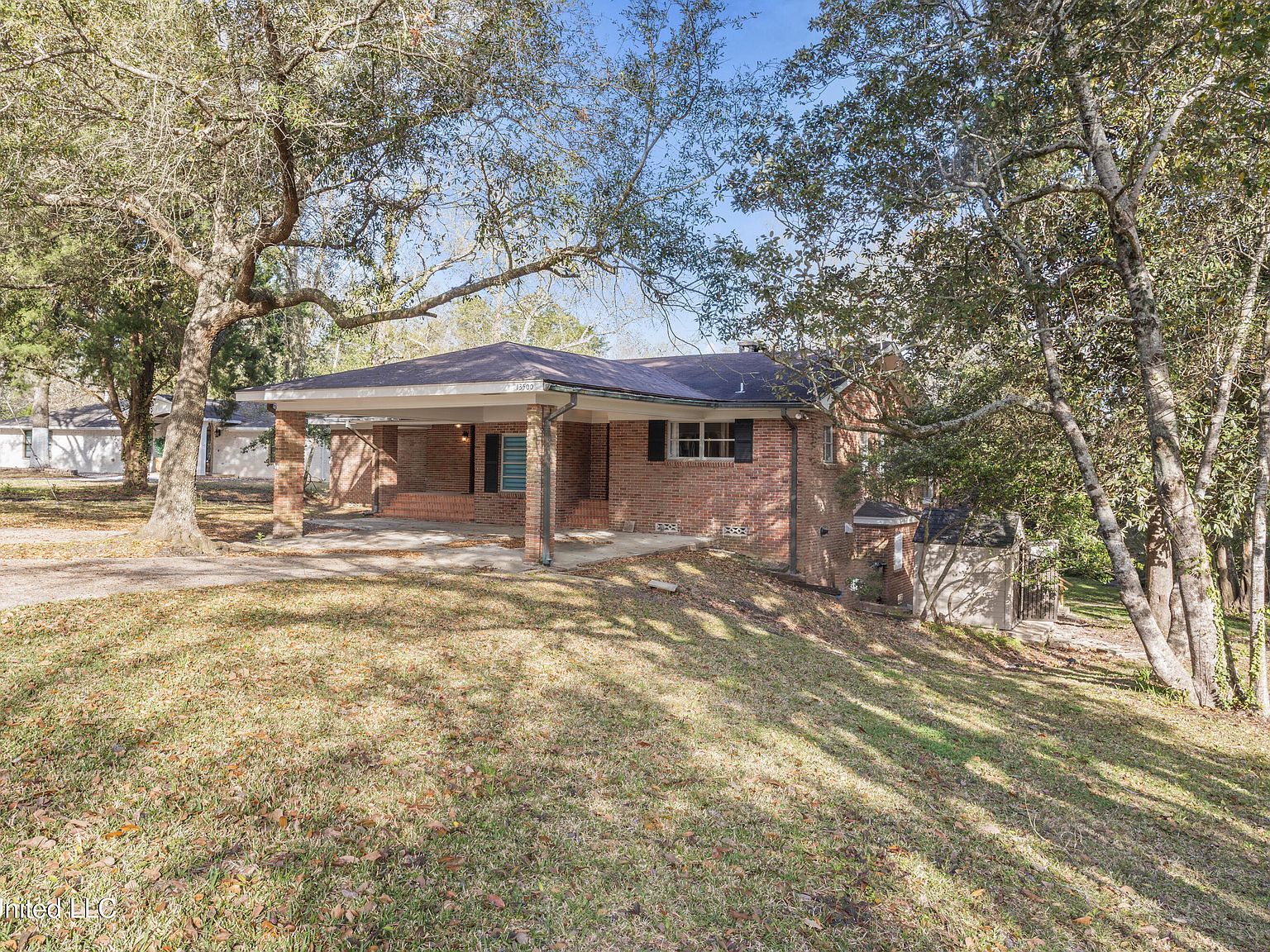 13500 Pine Rd Ocean Springs, MS 39564 - Thumbnail 5