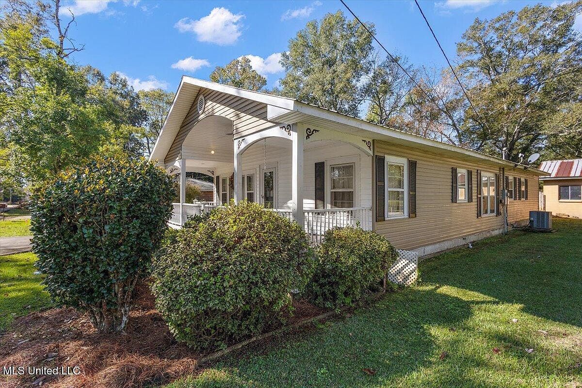 614 Ball Ave Tylertown, MS 39667 - Thumbnail 5