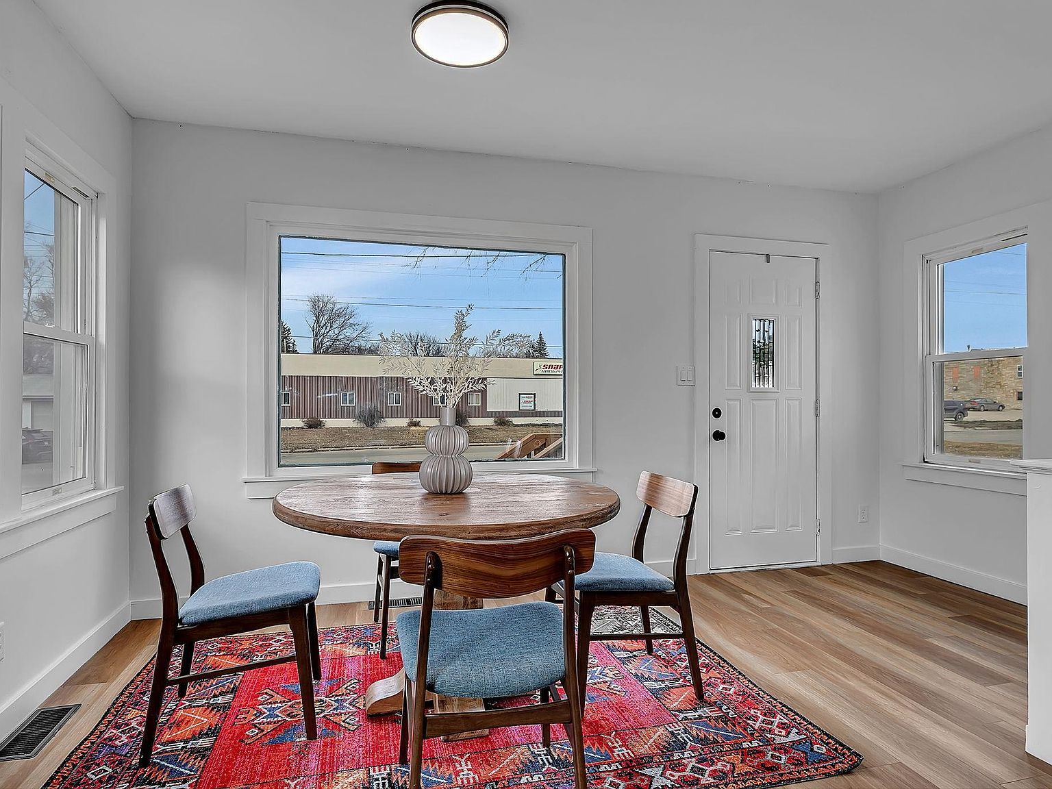 1106 Black Oak Ave Montevideo, MN 56265 - Thumbnail 5