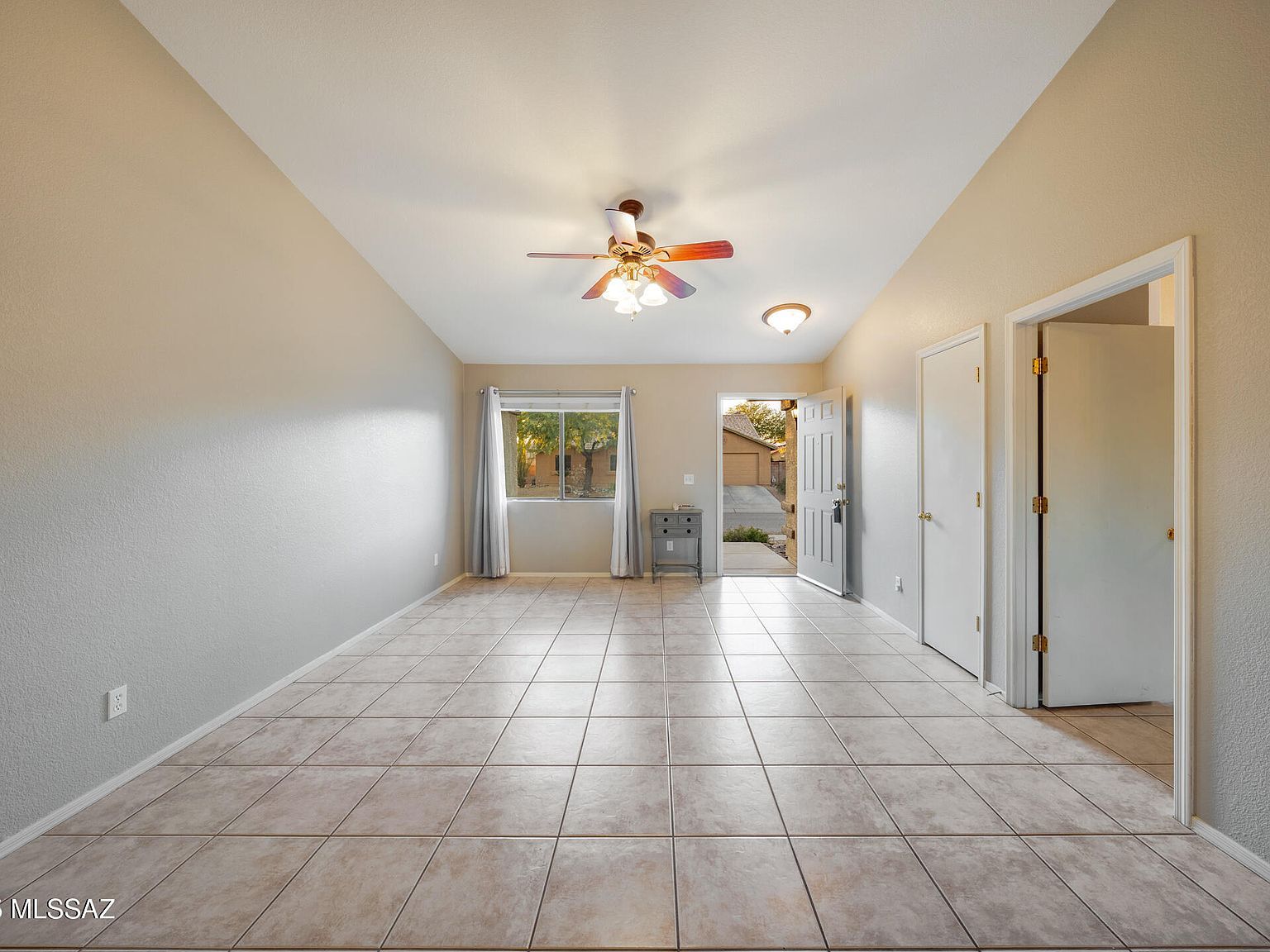 7631 S Laurel Willow Dr Tucson, AZ 85747 - Thumbnail 5