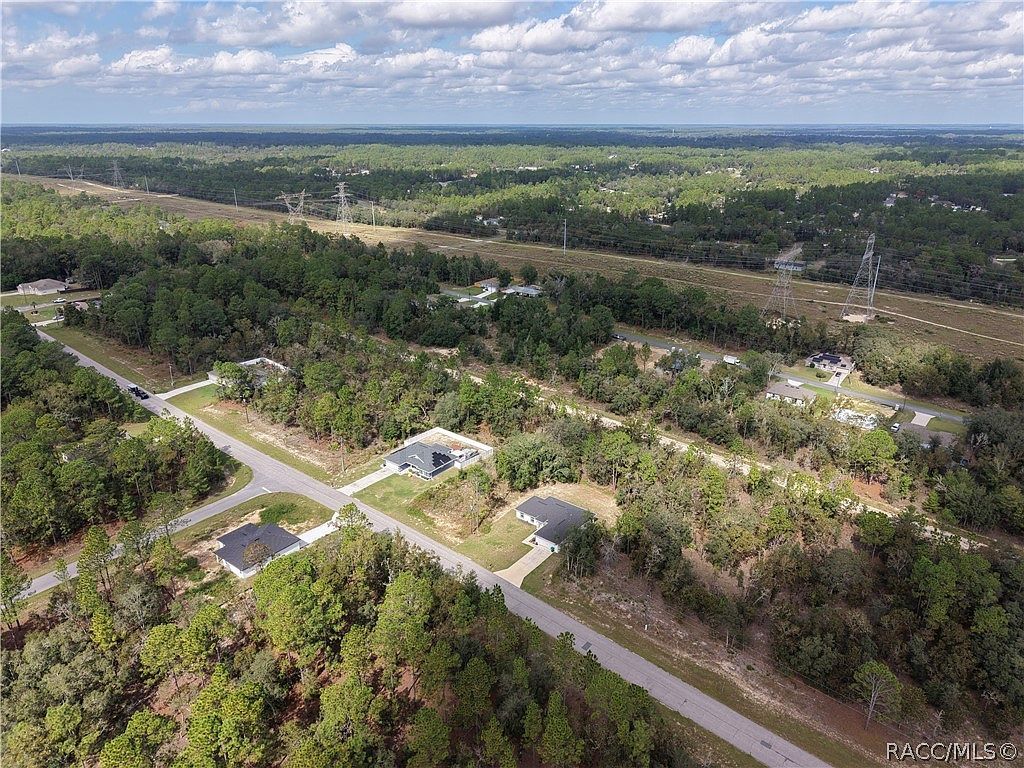 1379 W Hialeah Dr Citrus Springs, FL 34434 - Thumbnail 5