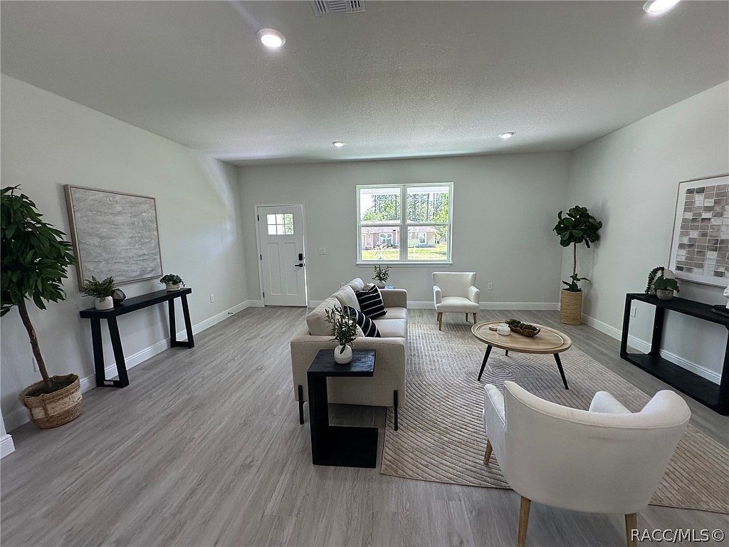 1557 W Elder Ln Citrus Springs, FL 34434 - Thumbnail 5