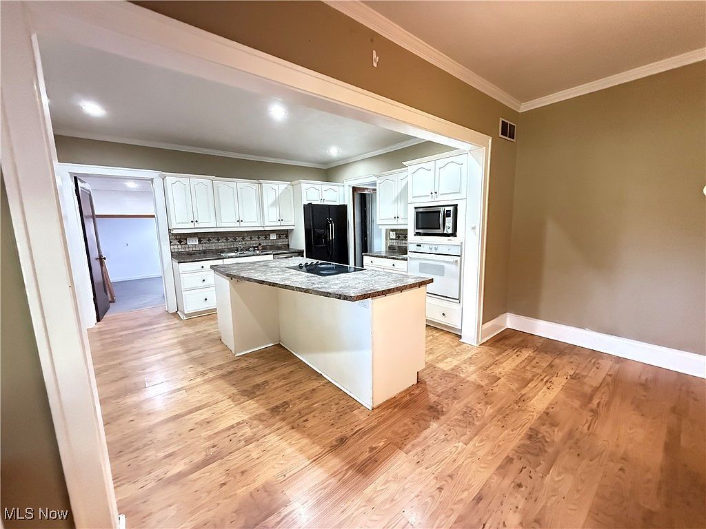 211 N 3rd St Toronto, OH 43964 - Thumbnail 5