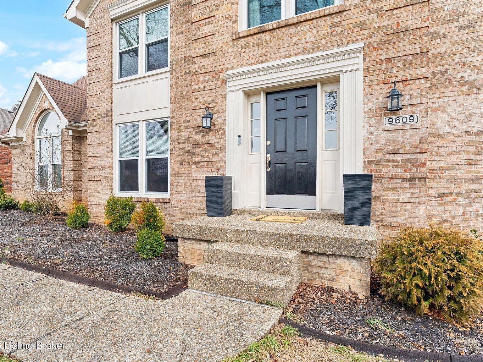 9609 Farmstead Ln Louisville, KY 40291 - Thumbnail 5