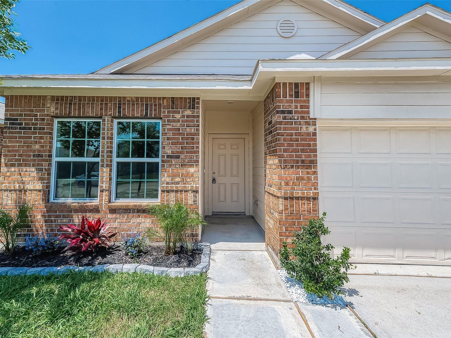 4435 Painted Bunting Ln Baytown, TX 77521 - Thumbnail 5