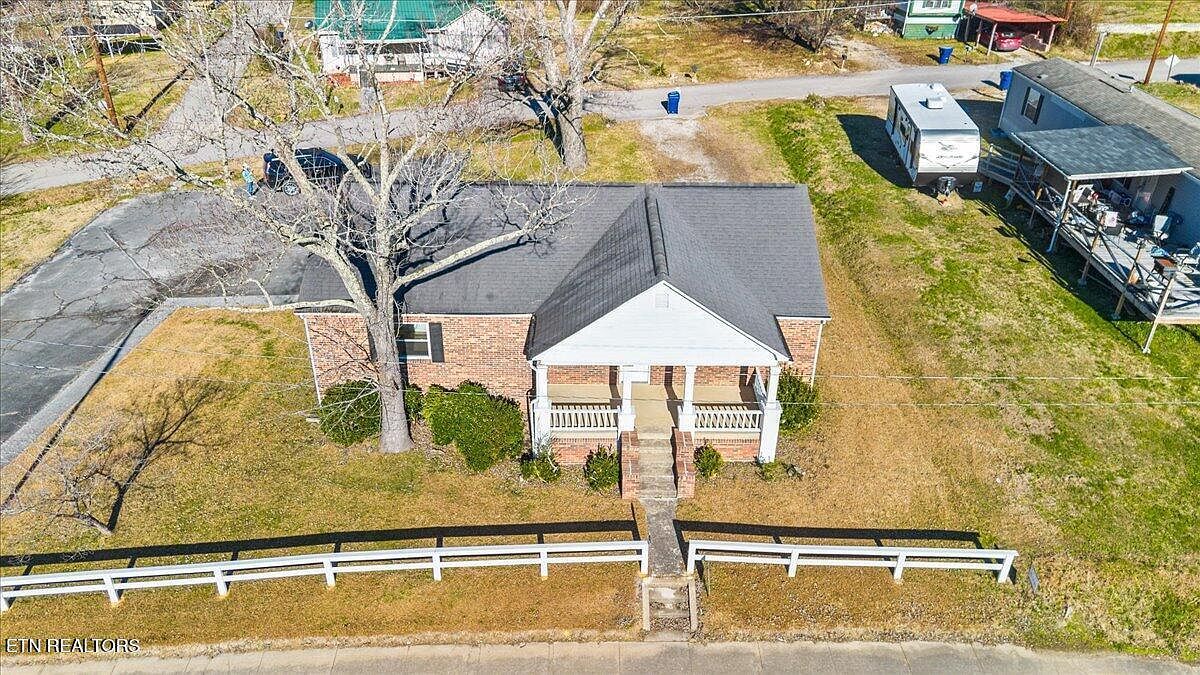 1171 5th St Jellico, TN 37762 - Thumbnail 5