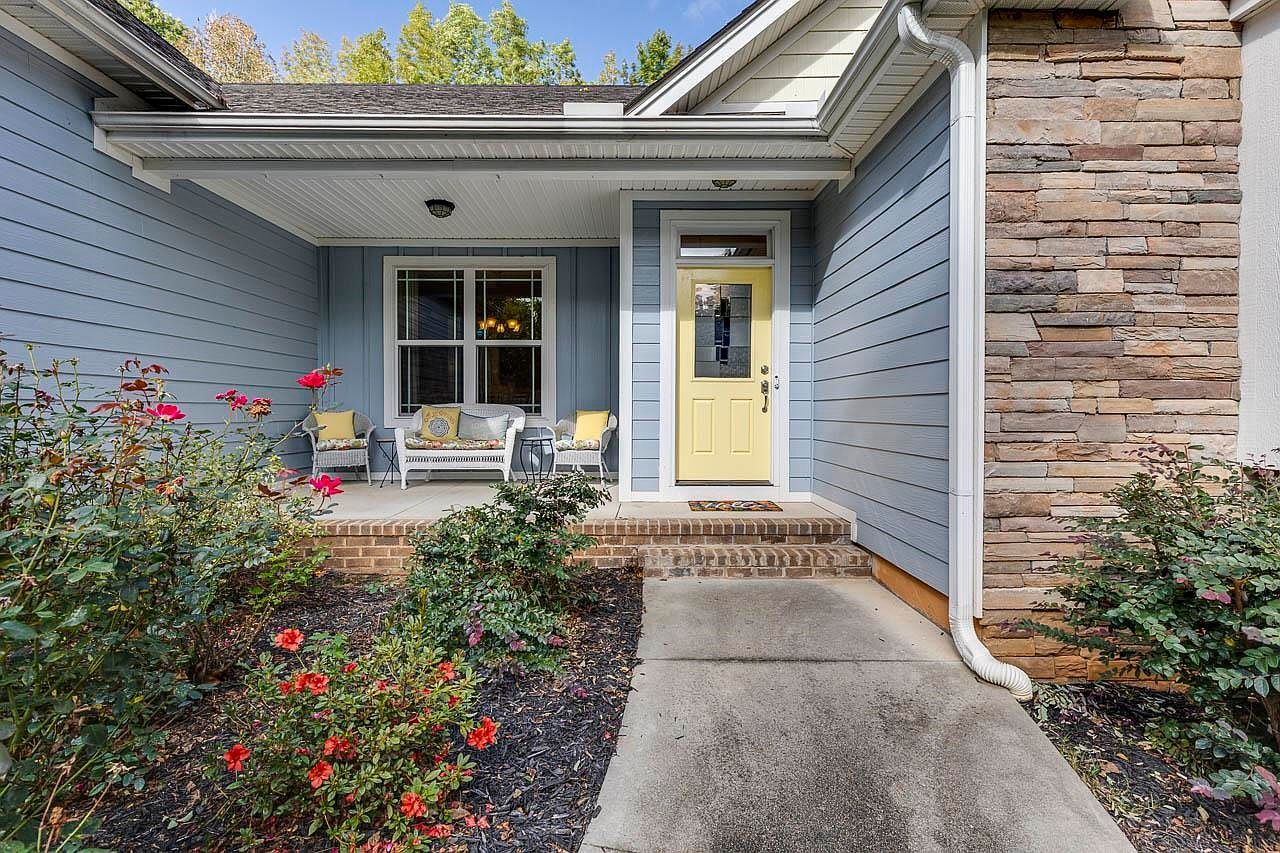 215 Windsor Rd Greer, SC 29651 - Thumbnail 5