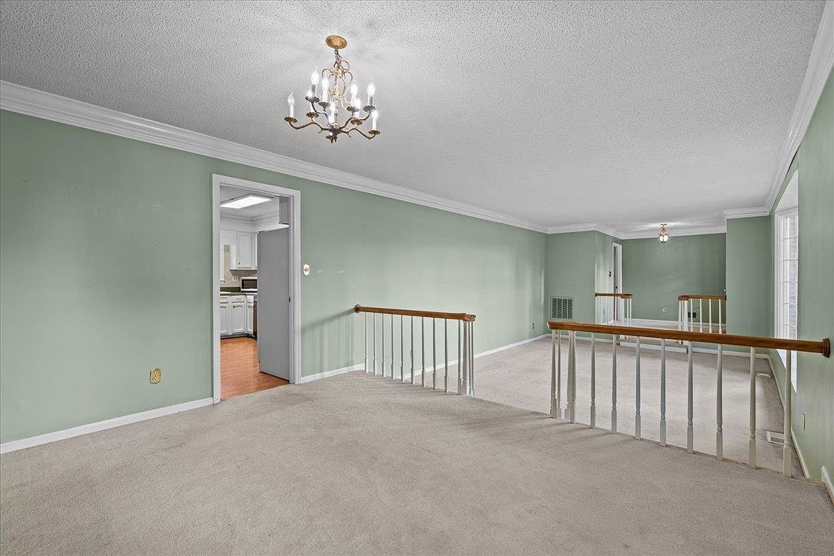 505 Cambridge Dr Spartanburg, SC 29301 - Thumbnail 5