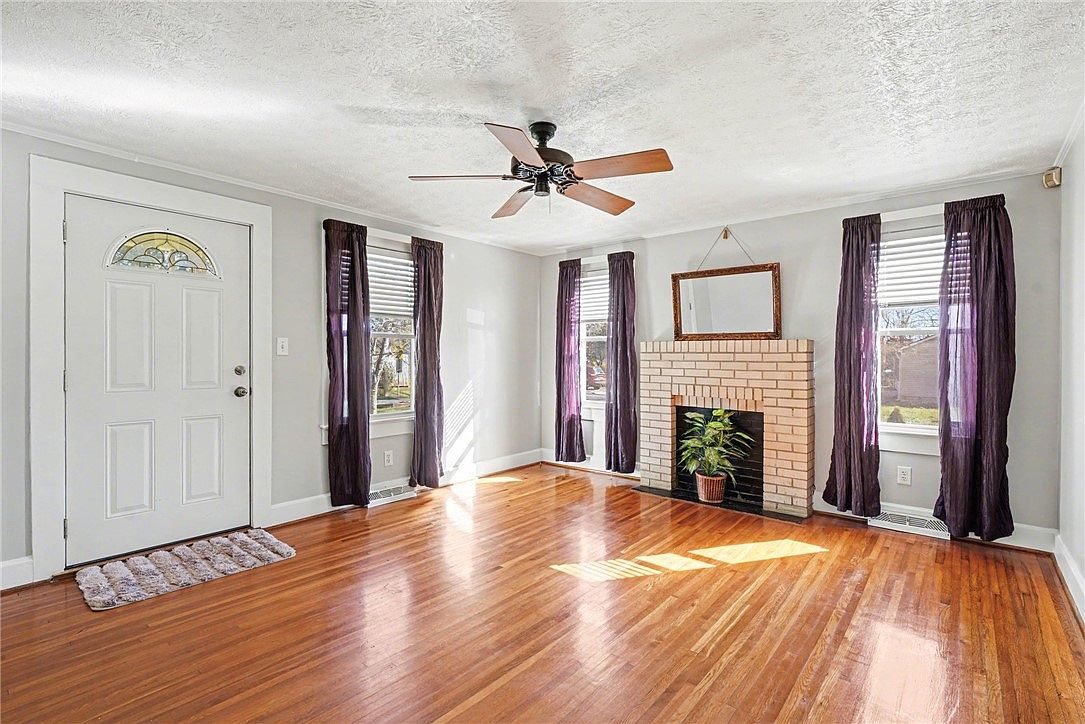 11 Bainbridge Dr Greenville, SC 29611 - Thumbnail 5