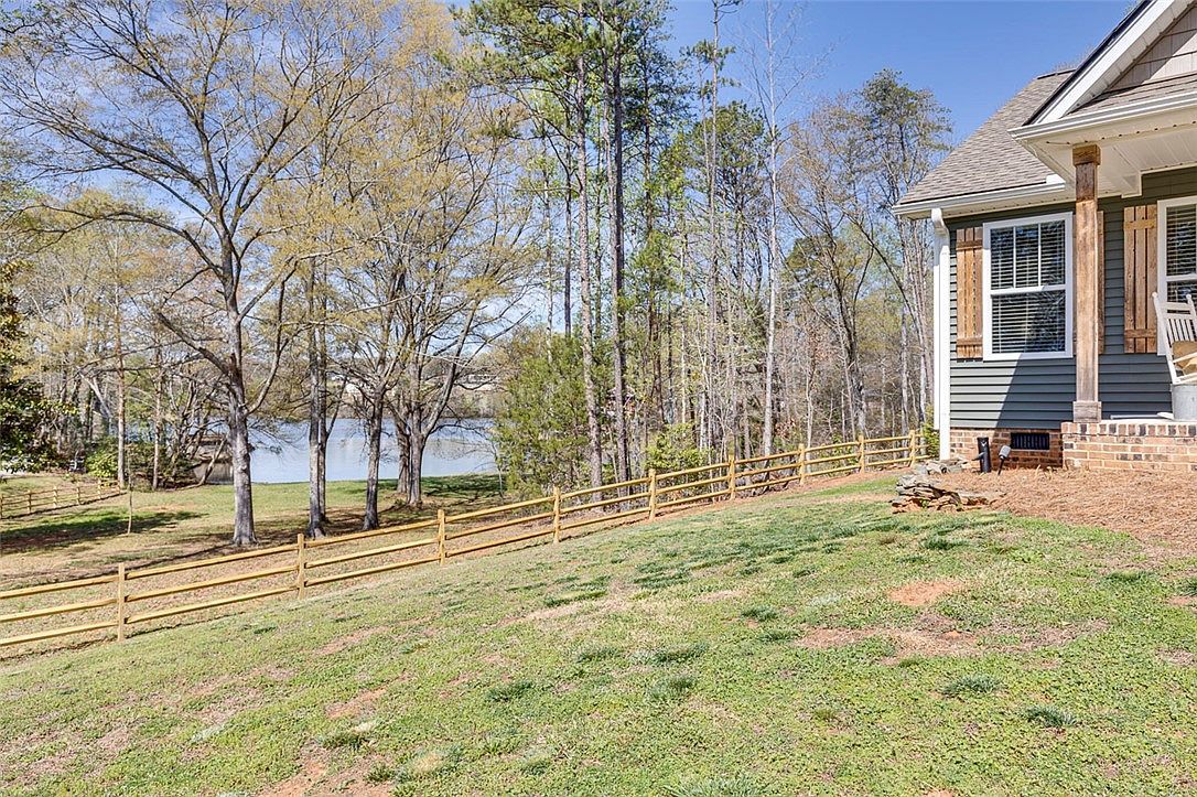 1712 E Saluda Lake Rd Greenville, SC 29611 - Thumbnail 5