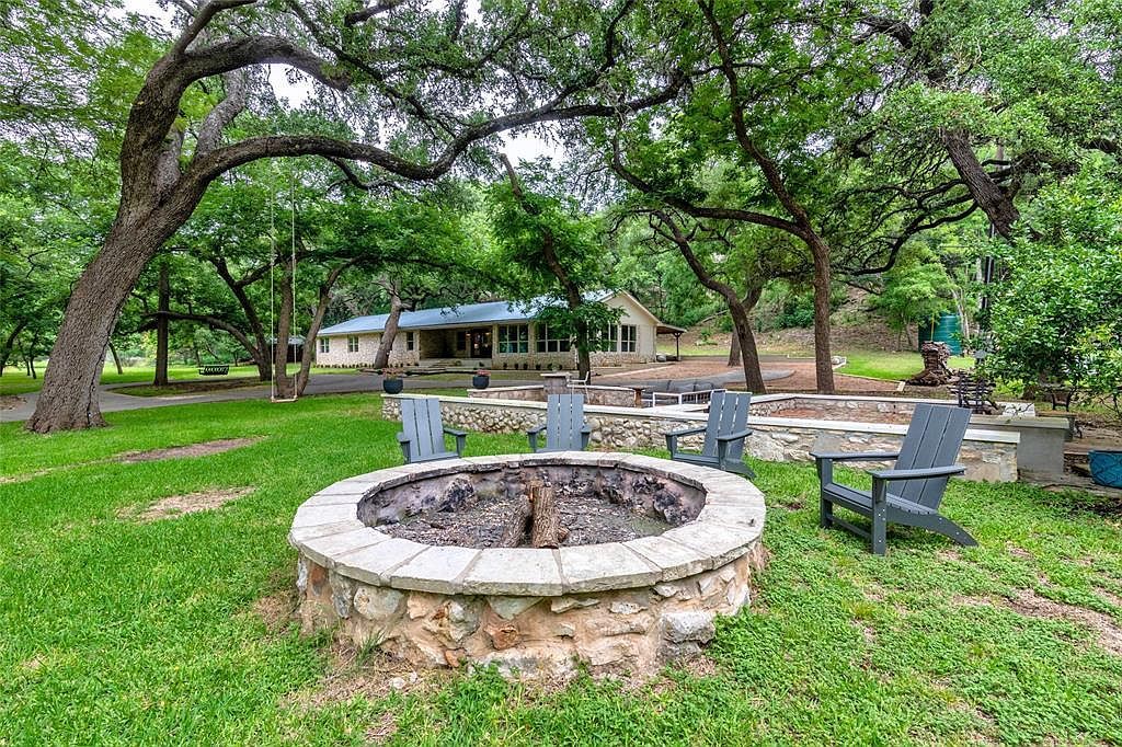 1920 River Rd Wimberley, TX 78676 - Thumbnail 5