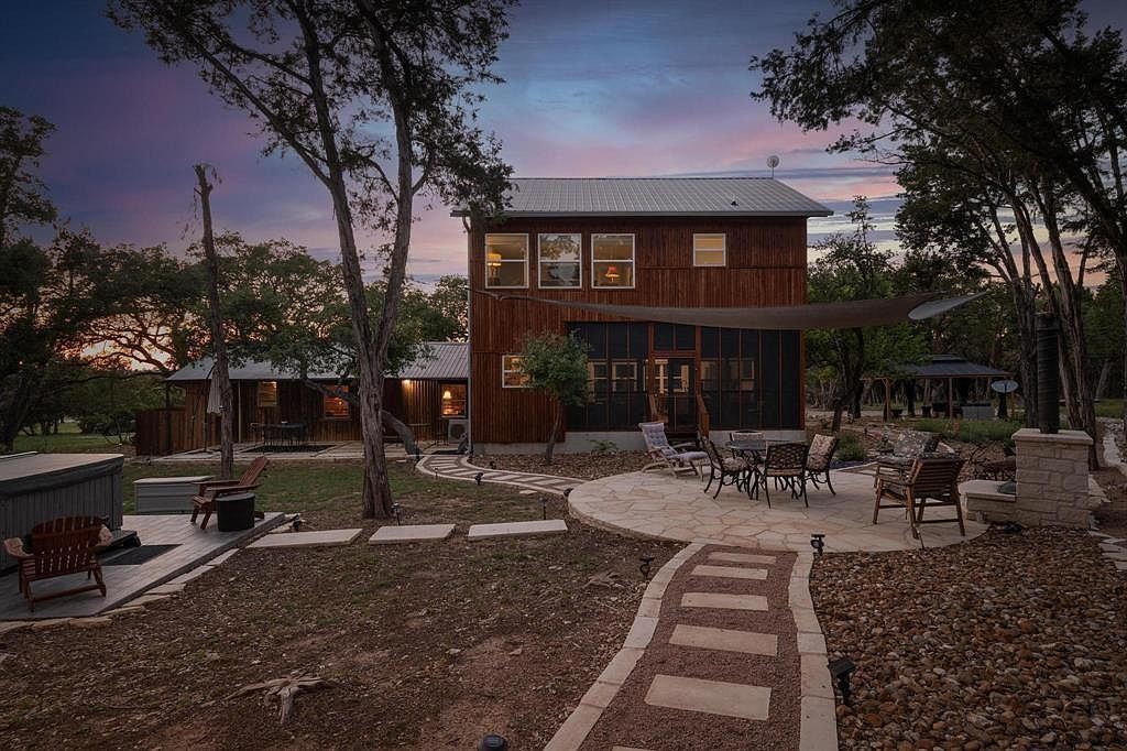 401 Post Oak Rd Wimberley, TX 78676 - Thumbnail 5