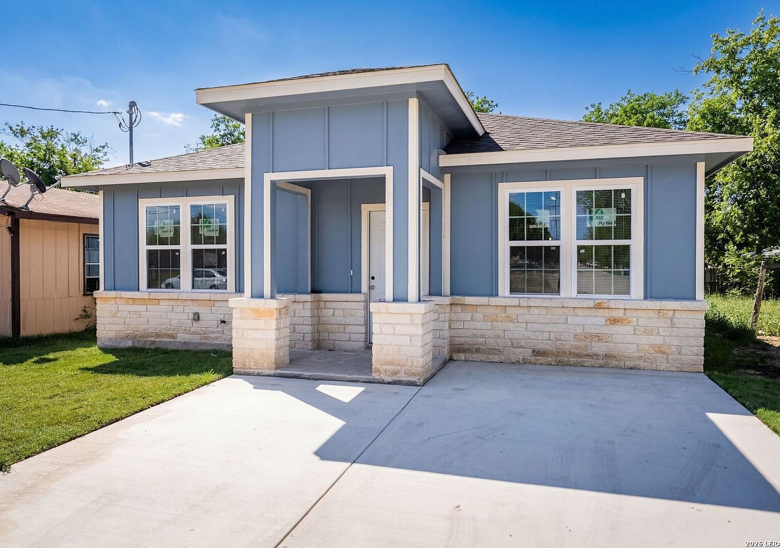 717 Avenue C Seguin, TX 78155 - Thumbnail 5