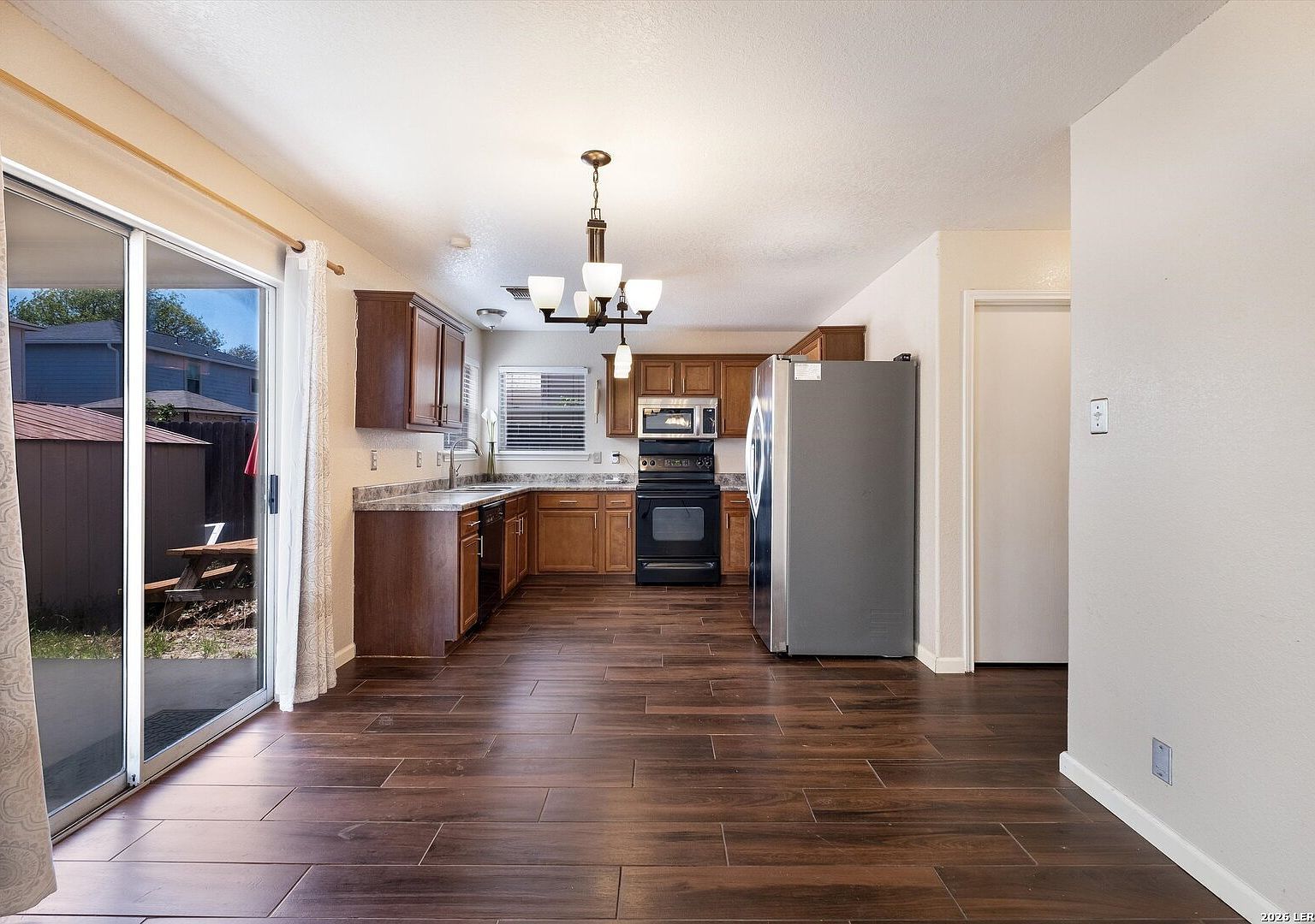 7910 Meadow Star San Antonio, TX 78227 - Thumbnail 5