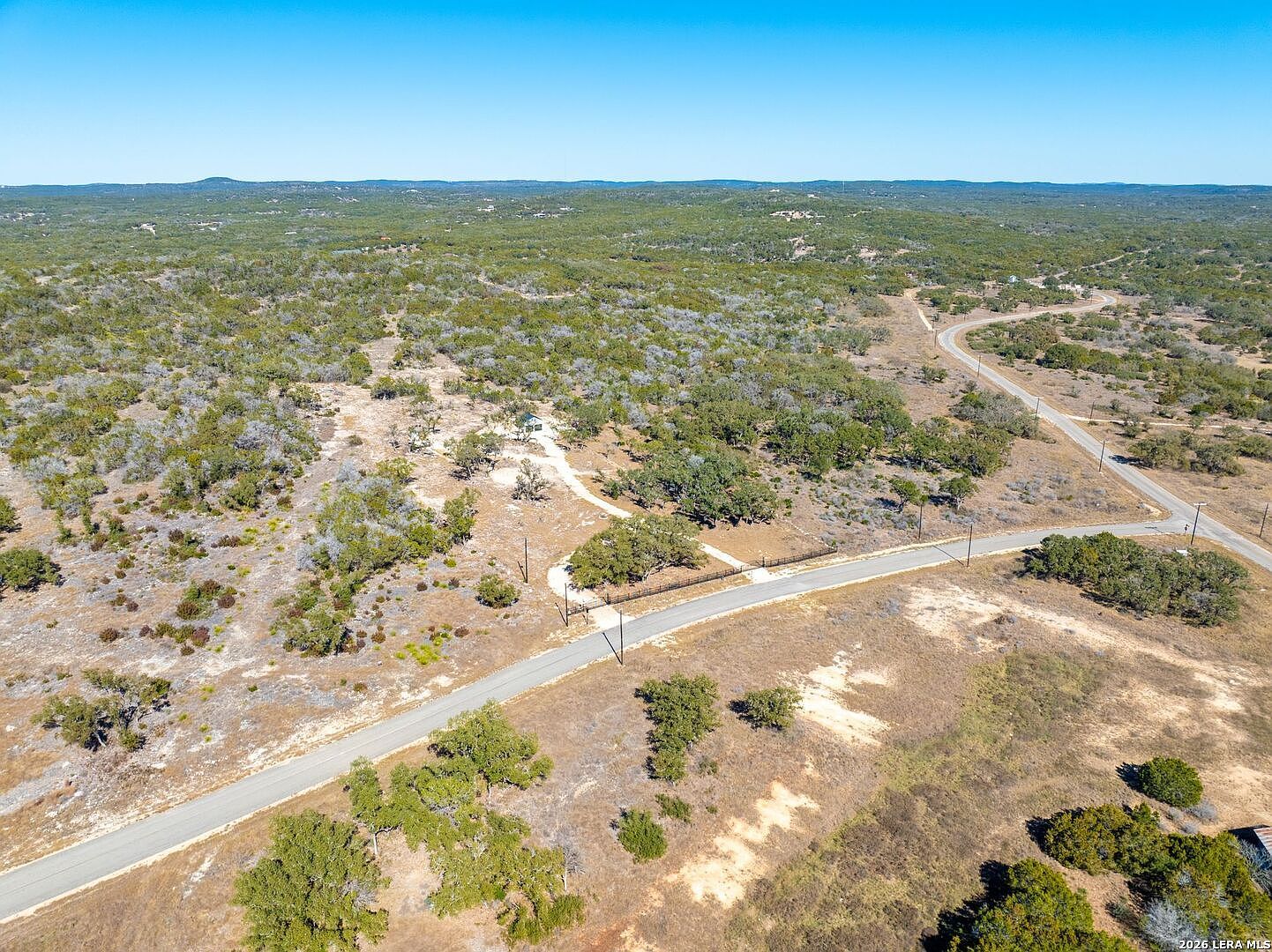 174 Crescent Rdg Hondo, TX 78861 - Thumbnail 5